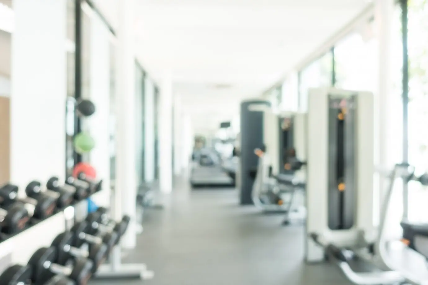 Abstrakte Unschärfe: Fitness und Fitnessstudio